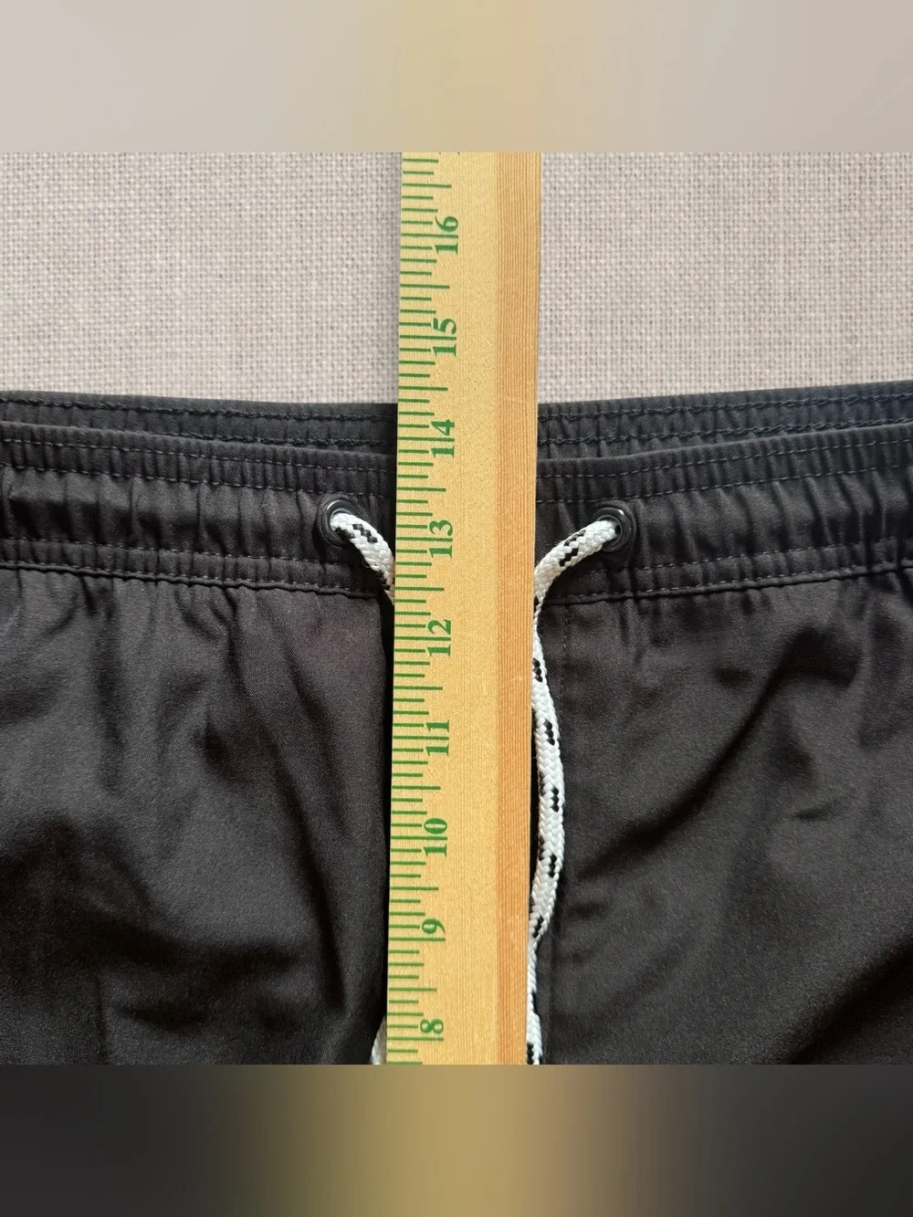GAP Mens Pool Shorts XL Black Solid Swim Trunks Mesh Lining Elastic Drawstring